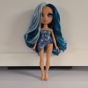 💜2/$20💜 Blue Rainbow High Doll